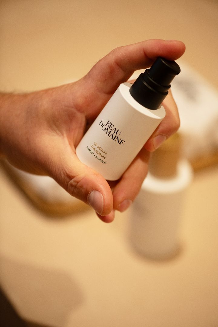 Simple skincare routine for men: why multifunctional serums outperform complex regimens